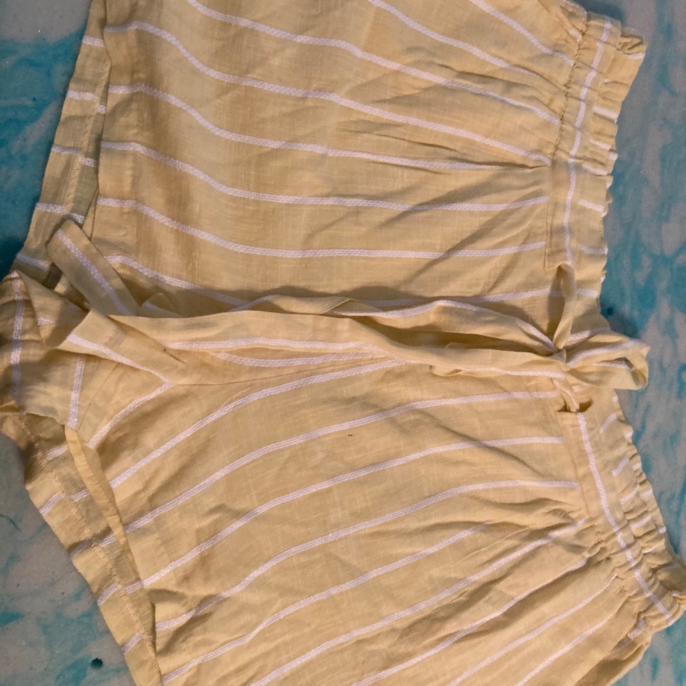 Express High Rise Shortie Yellow